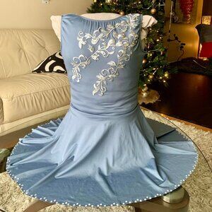 Figure skating dress or dress for dance (ballet/lyrical)